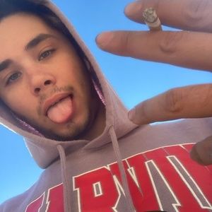 Meet your Posher, Damien